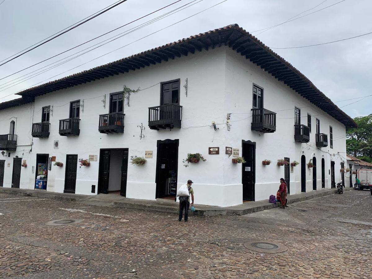 Hotel Las Nieves Giron Exterior photo