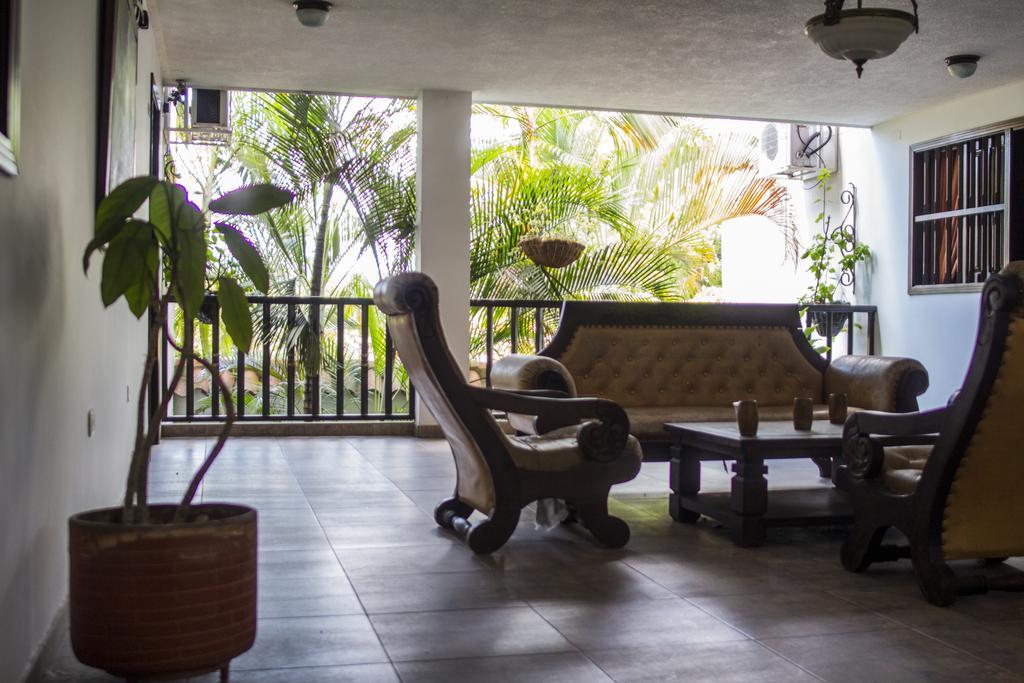 Hotel Las Nieves Giron Exterior photo
