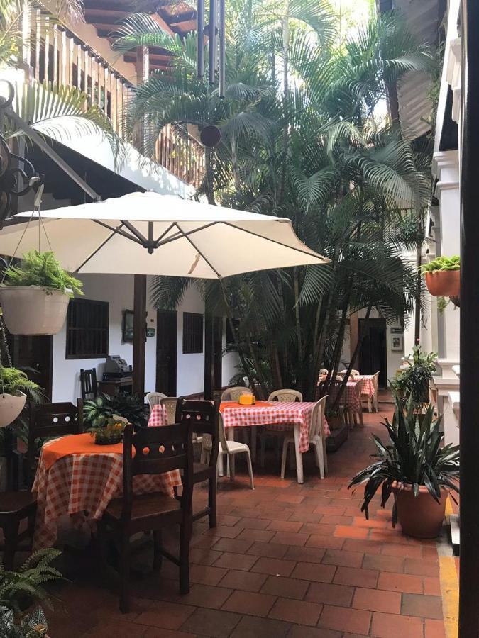 Hotel Las Nieves Giron Exterior photo